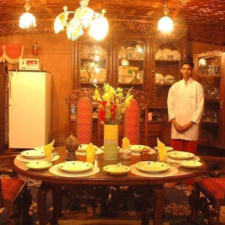 Houseboat Plato Excellence Hotel Srinagar  Luaran gambar