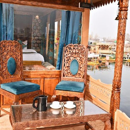 Houseboat Plato Excellence Hotel Srinagar  Luaran gambar