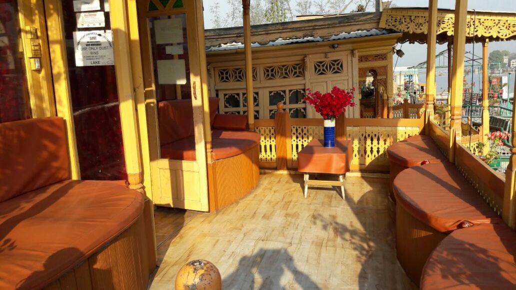 Houseboat Plato Excellence Hotel Srinagar  Luaran gambar