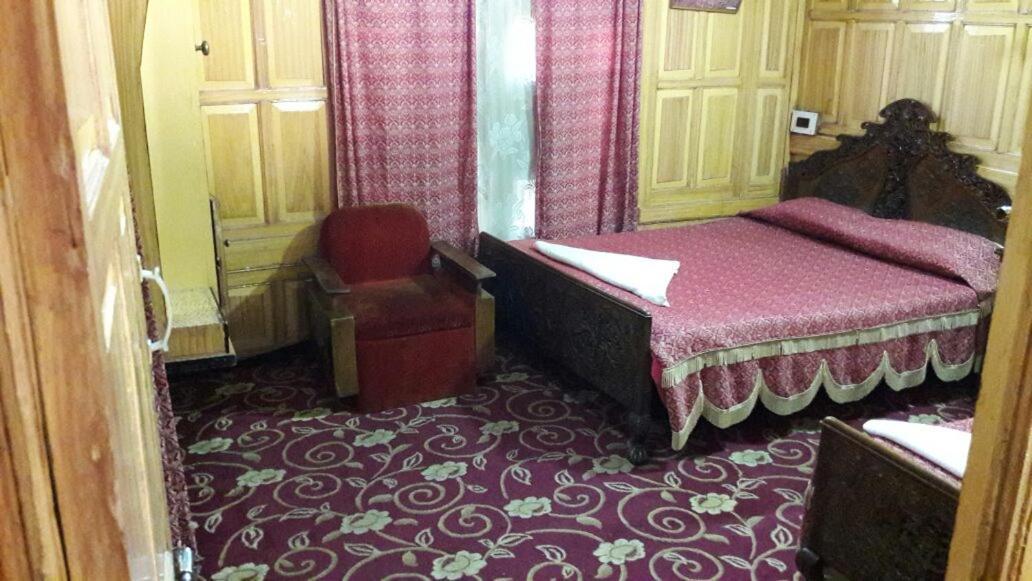 Houseboat Plato Excellence Hotel Srinagar  Luaran gambar